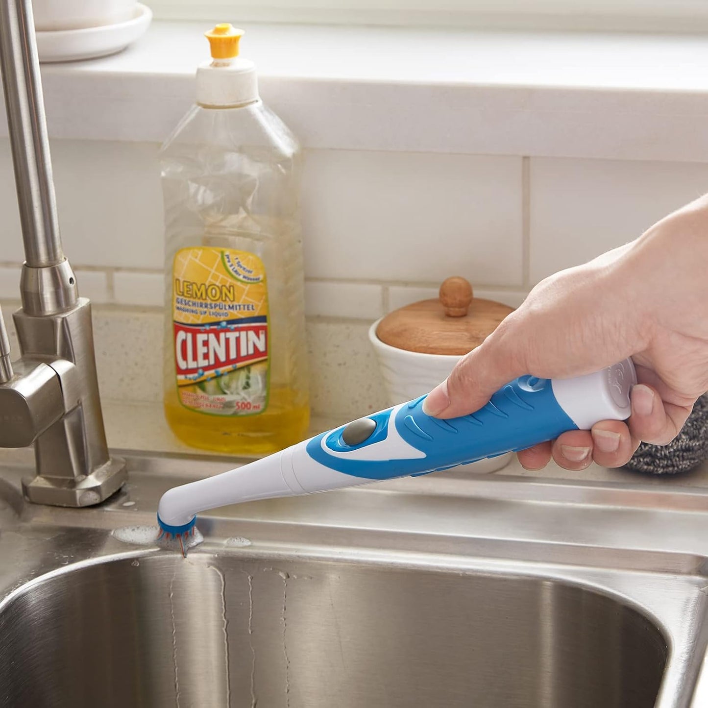 Electric Cleaning Brush with 4 in 1 Multiple Brush Heads,Indoor Household Cordless Motorized Brush for Bathroom Toilet Kitchen Tile Crevice