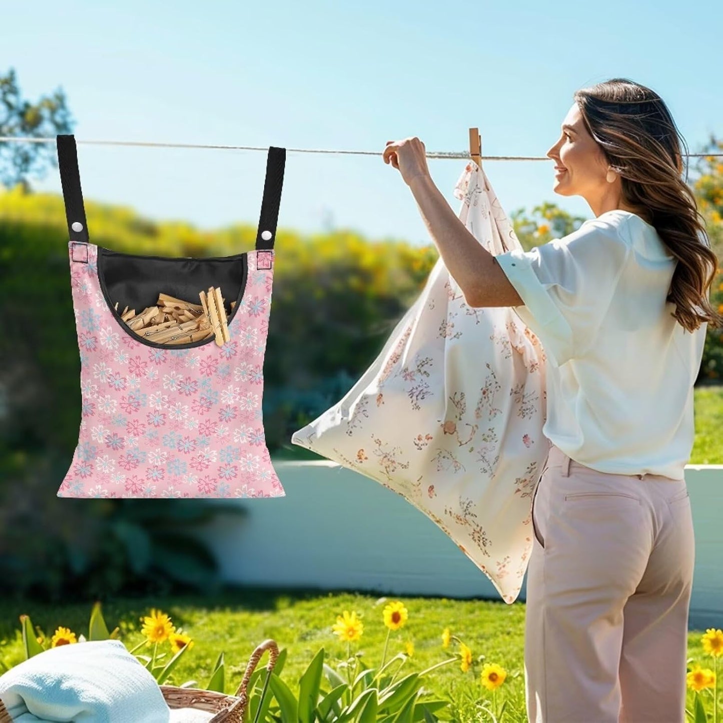Clothes Pin Hanging Bag, Clothes Pins Bag Holder Outdoor 4.Stylish Clothespin Bag with Hanging Rope for Clothes Pin and Clothespin - Flower Pink
