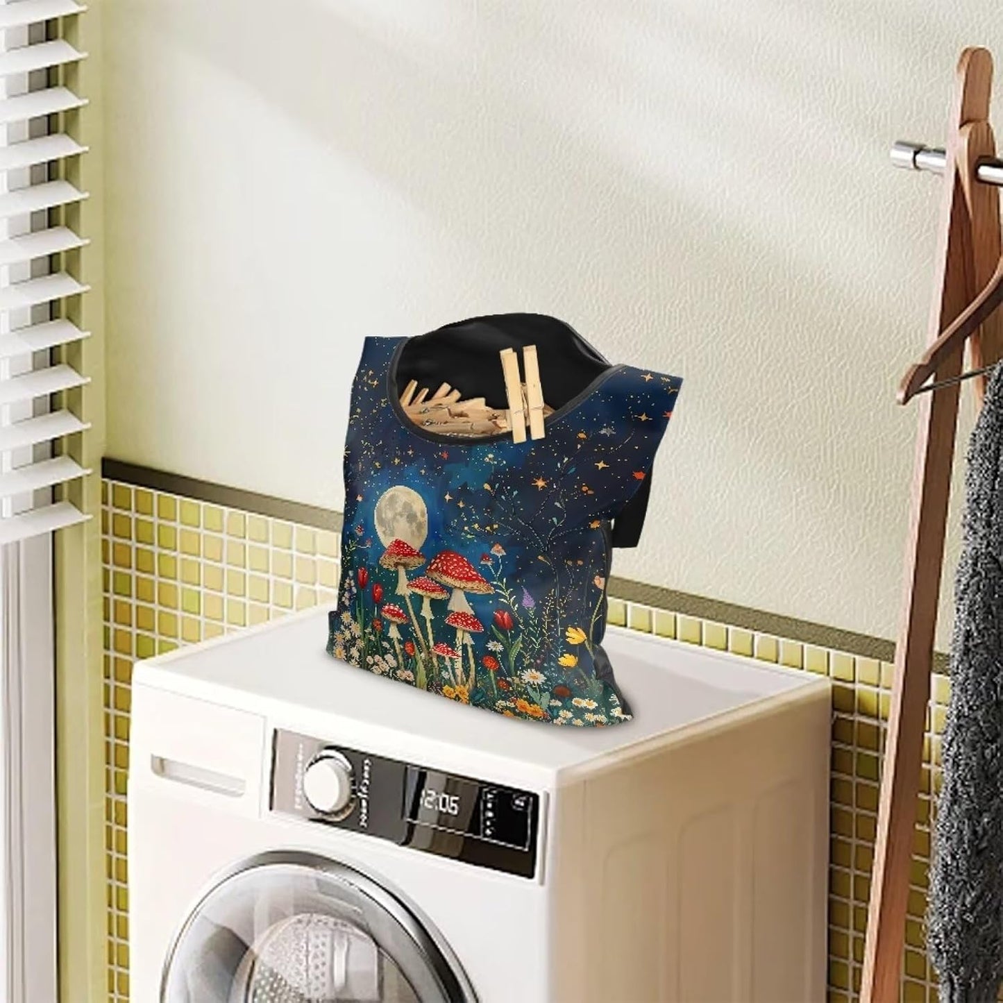 Mushroom Handy Clothespin Bags Moon Space-Saving Clothespin Storage Hanger Bag, Hanging Storage Organizer with Hanging Rope for Home Outdoor Supply