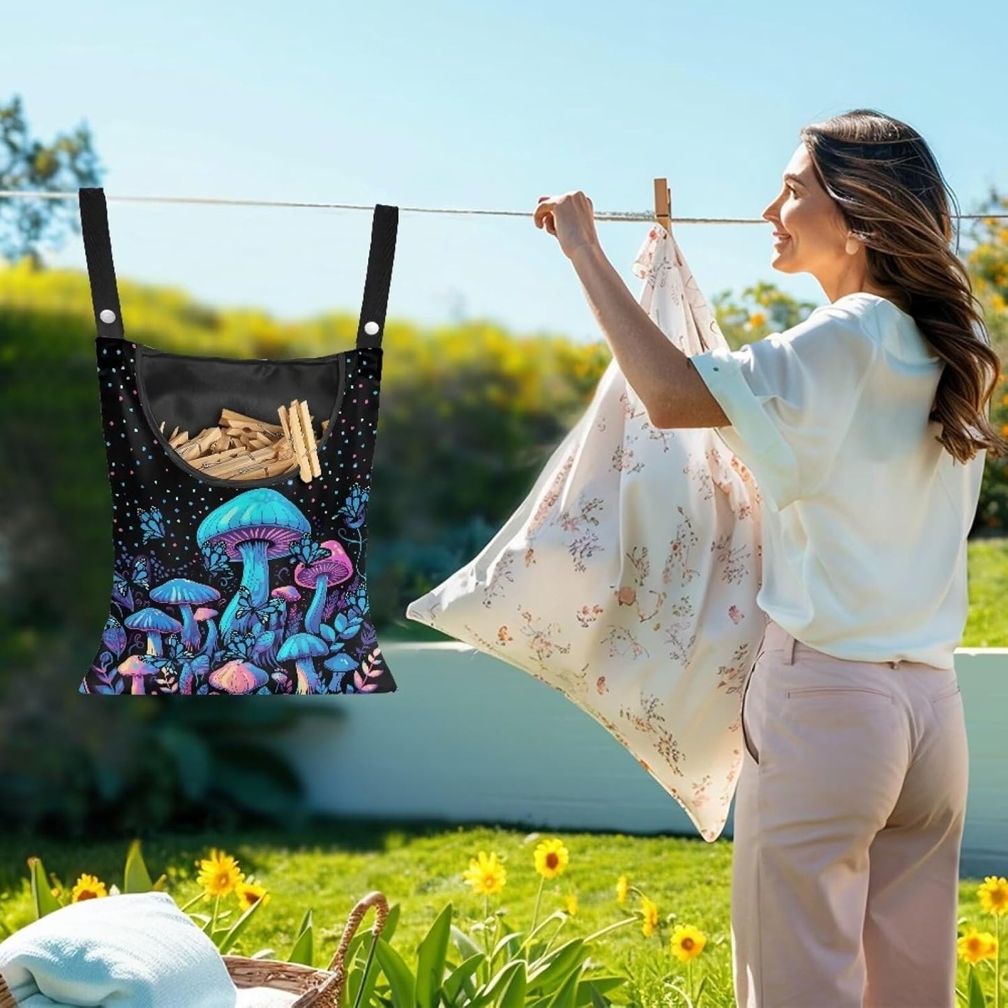 Blue Mushroom Adjustable Door-Hanging Laundry Clothespin Bag Clothespin Storage Bag Laundry Clothespin Bag, Hanging Storage Organizers with Hanging Rope for Home Outdoor